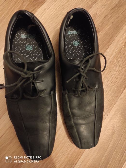 Buty wizytowe chłopięce rozm. 39