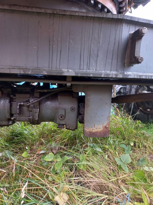 Екскаватор Liebherr 914 А, або окремо деталі