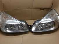 RENAULT ESPACE IV LIFT 2.0DCI LAMPA PRAWA LEWA PRZÓD PRZEDNIA 8200394704