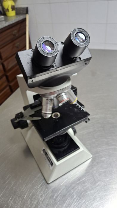 Microscópio Olympus CH20