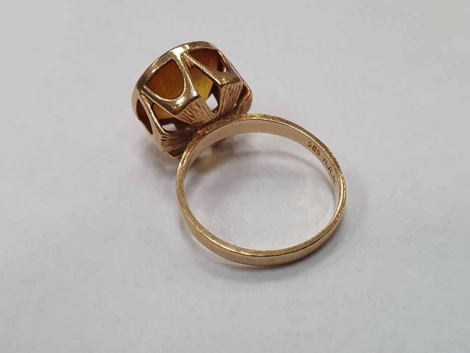 II poł. XX wieku! Złoty pierścionek/ 585/ 4.75 gram/ R13