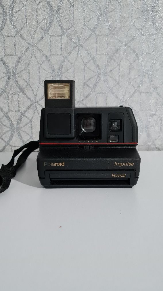 Polaroid Impulse