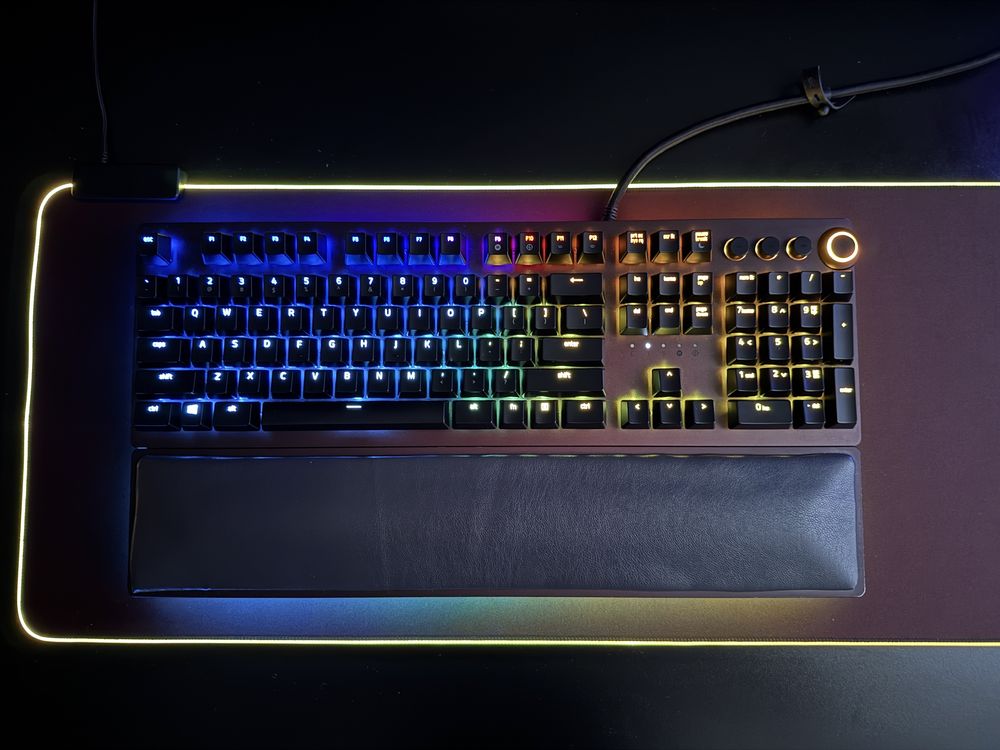 Ігрова клавіатура Razer Huntsman Elite 100%