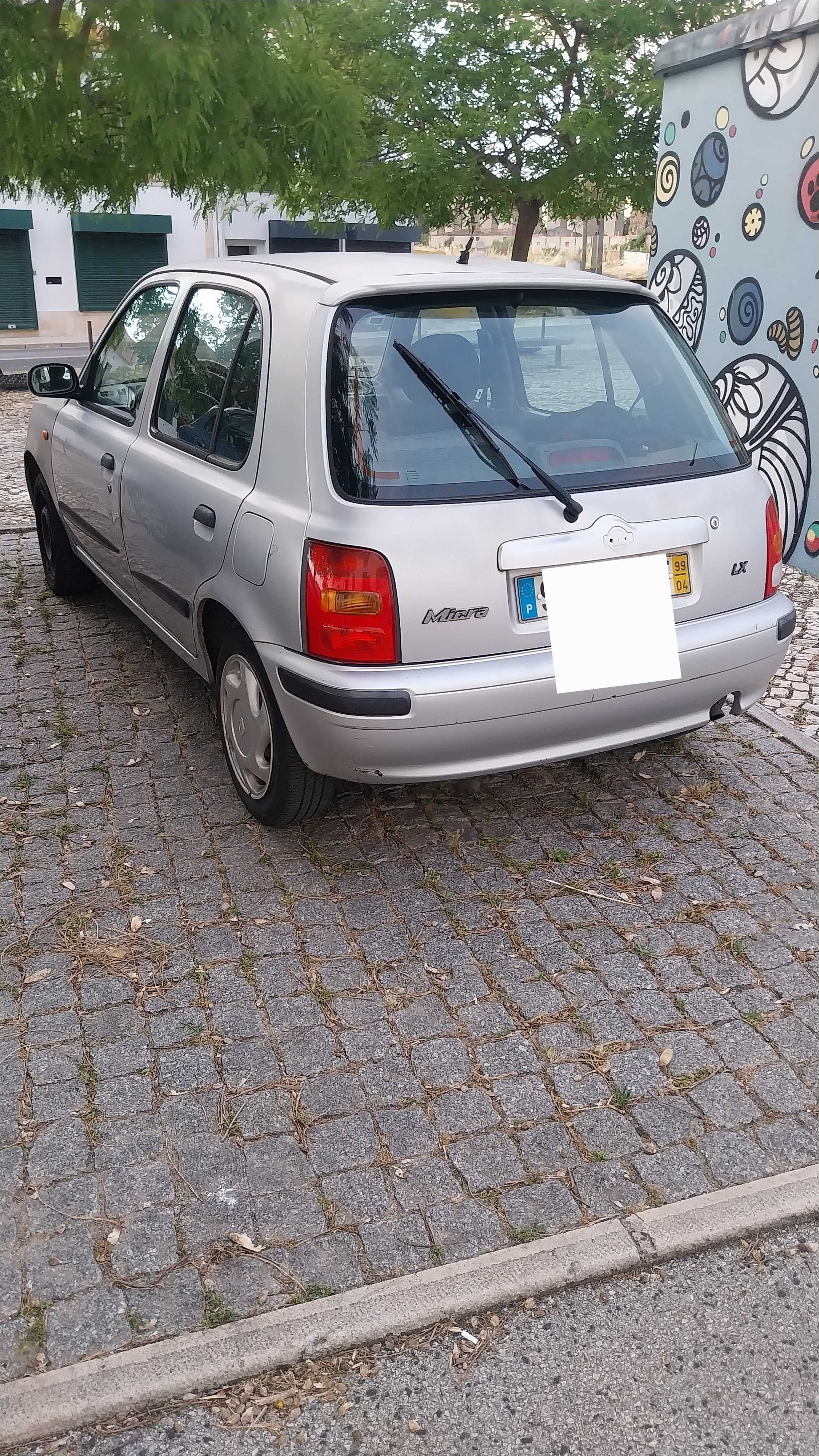 Nissan micra k11