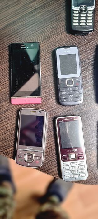 Телефони nokia, samsung, sony