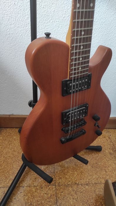 Guitarra elétrica Dean