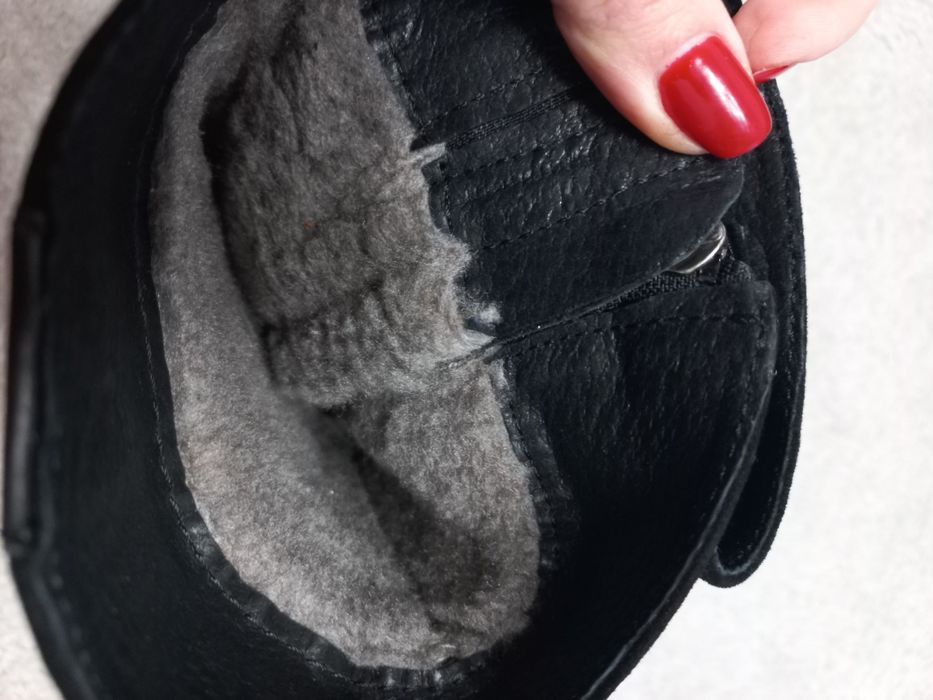 Зимові жіночі чоботи