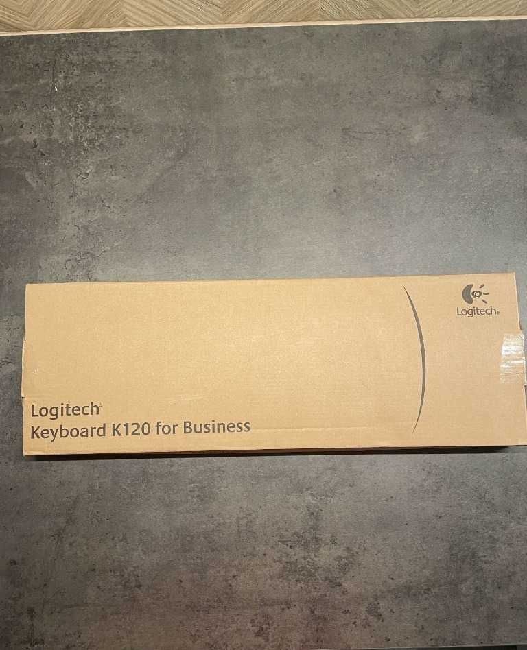 Logitech K120 - Niezawodna i Komfortowa Klawiatura Przewodowa