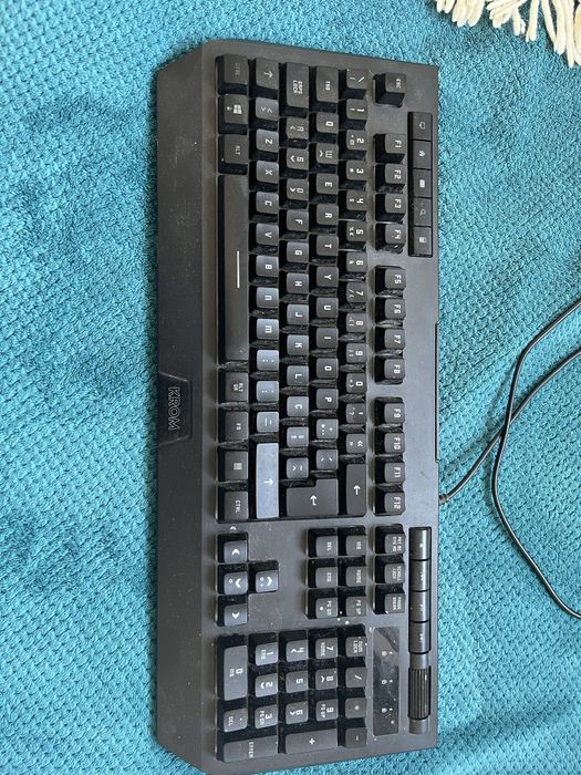 Teclado KROM Kuma Preto