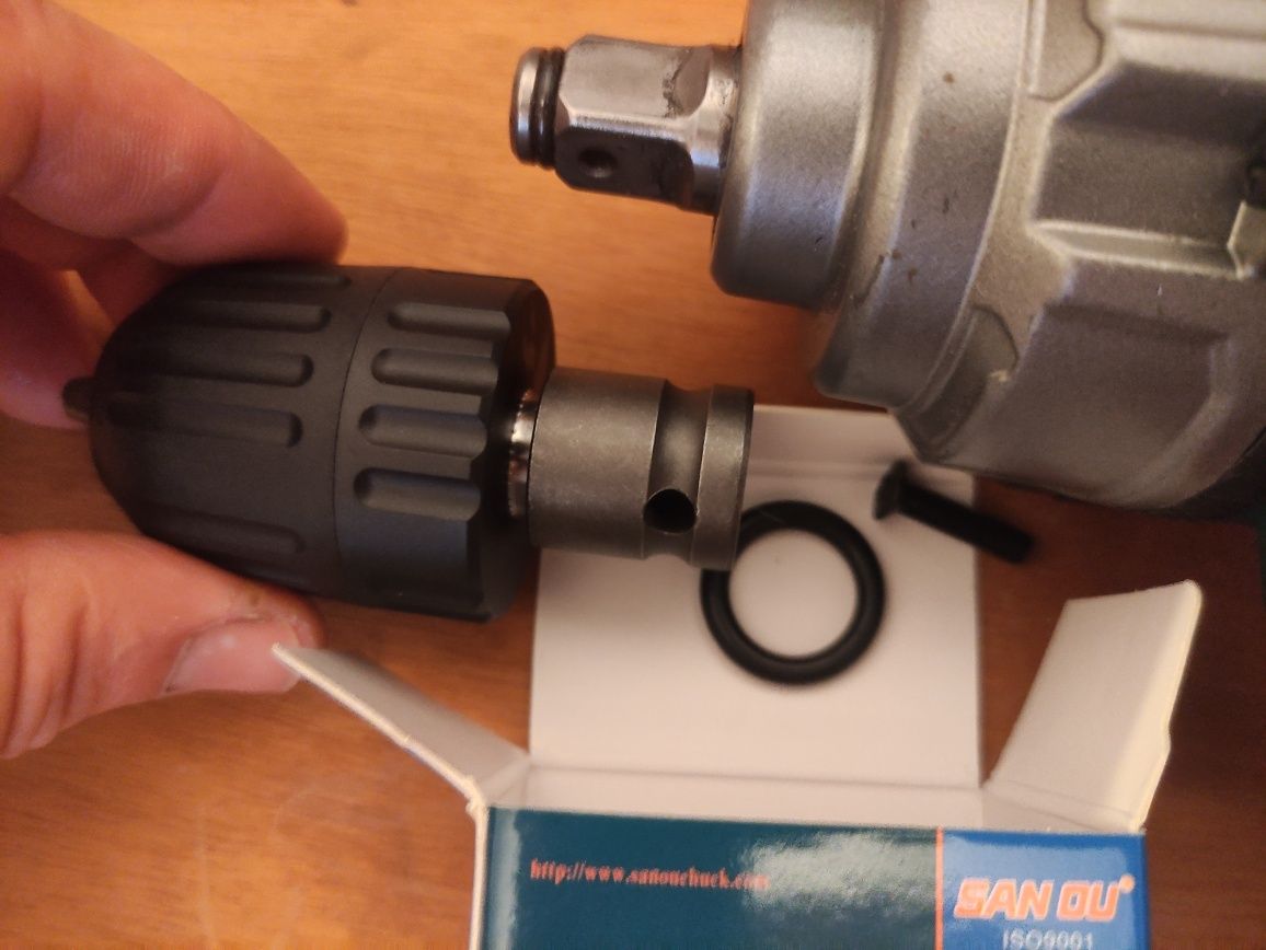 Bucha universal com adaptador para pistola de impacto Parkside