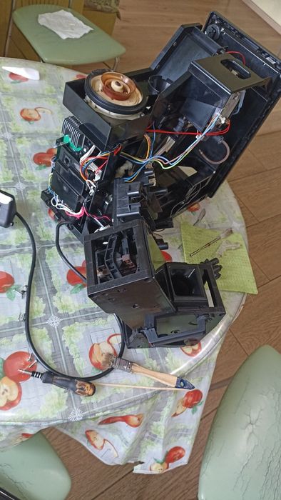 Кавомашина кофемашина Melitta Caffeo Solo ОБСЛУЖЕНА ГЛОБАЛЬНО Германия