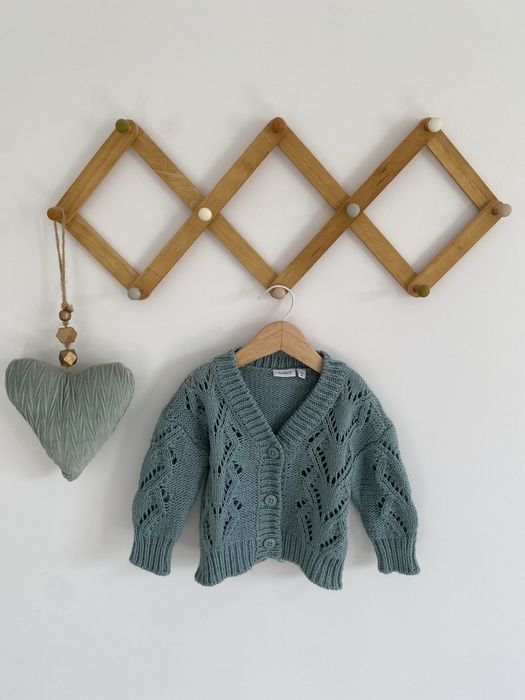 Sweter name it 86 turkusowy ażurowy wzorek