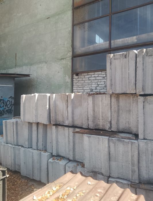 Фундаментні блоки,фбс, кільця, монтаж маніпулятор