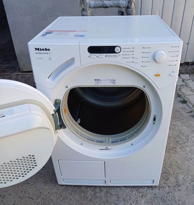 Сушильна машина для одягу Міле Miele T7760C б/в