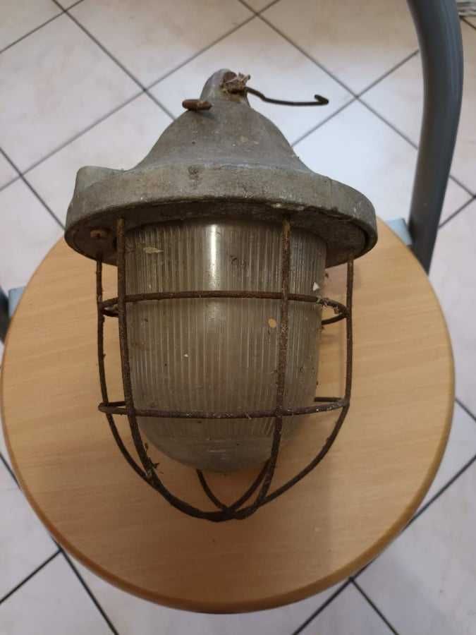 Lampa przemysłowa prl