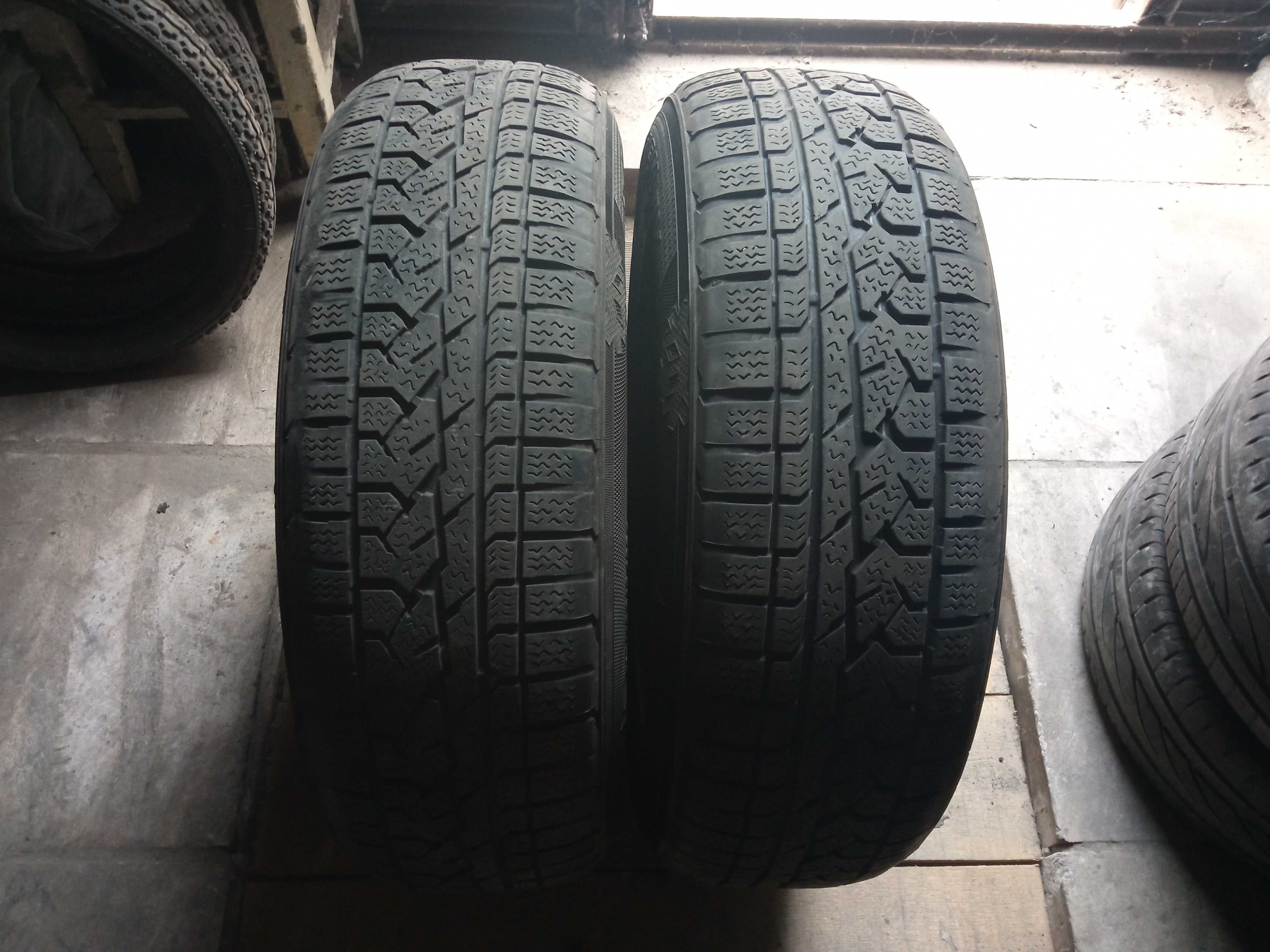 215/70 r16 Kumho I'Zen RV Asimmetrico резина зимняя пара 3000грн