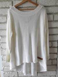 Włoski biały sweter mega oversize