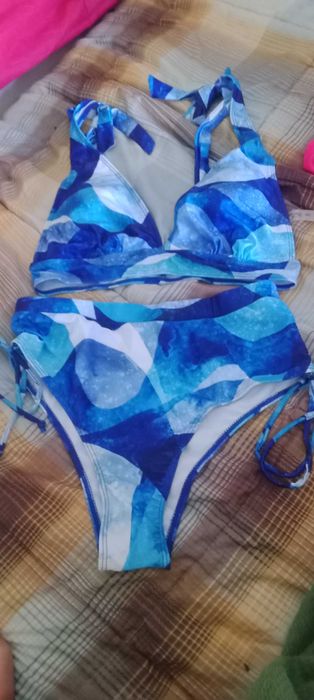Biquínis novos tamanho grande