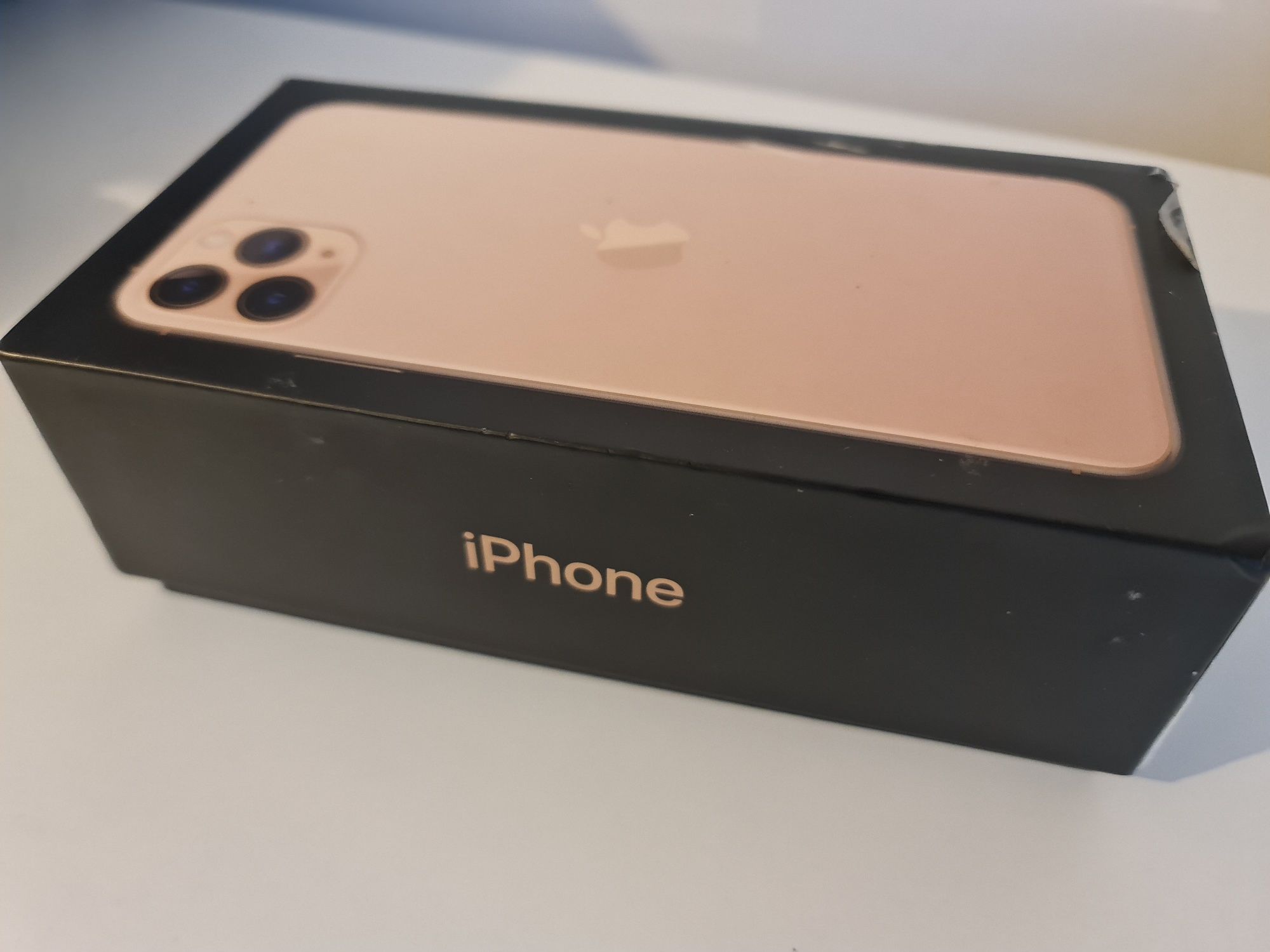 iPhone 11 Pro Max Gold