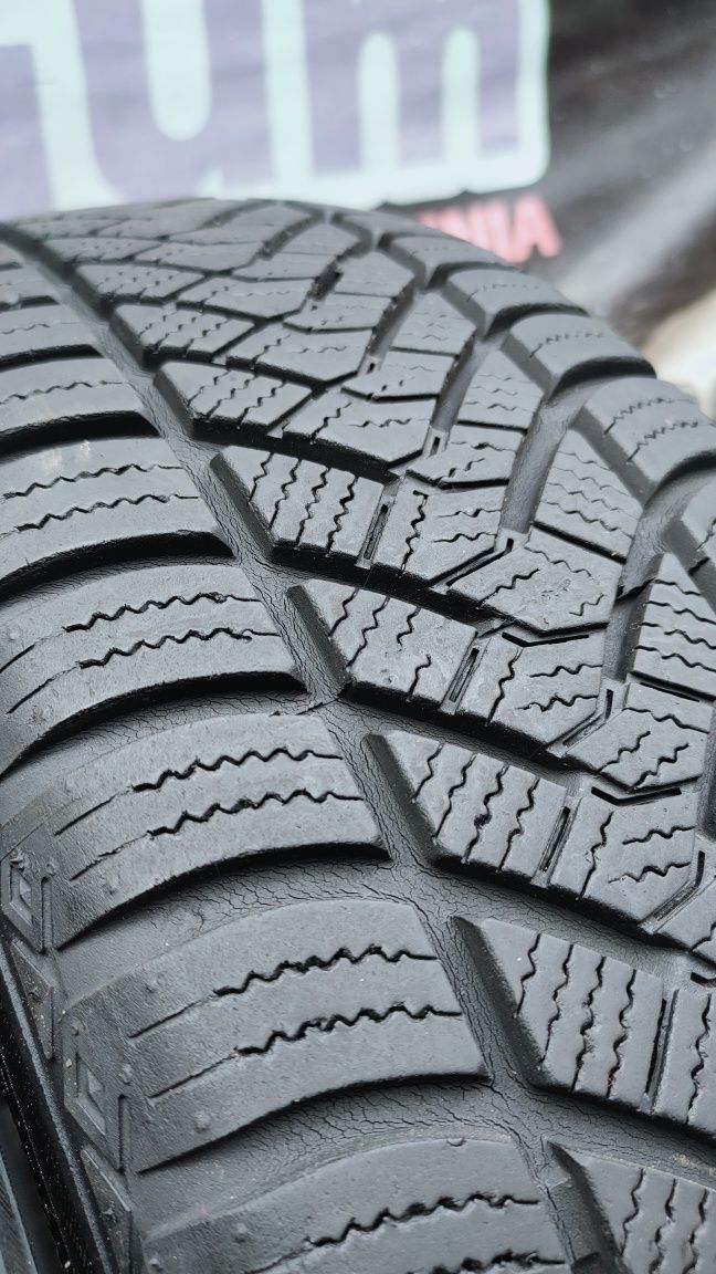 185/60/15 Maxxis