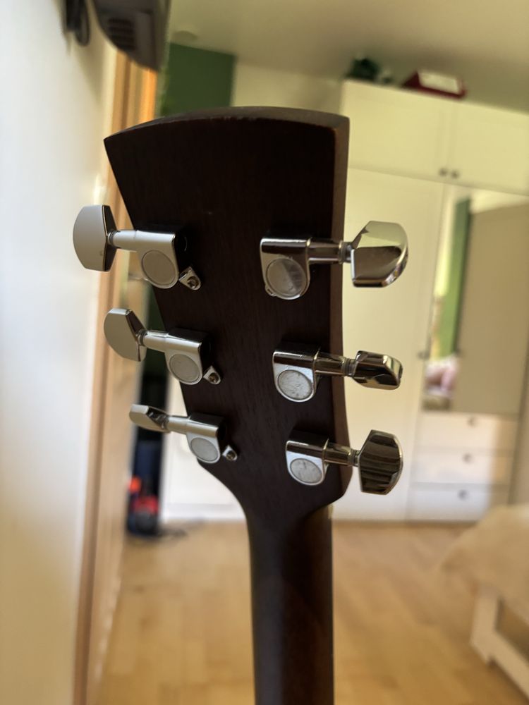 Gitara akustyczna Ibanez