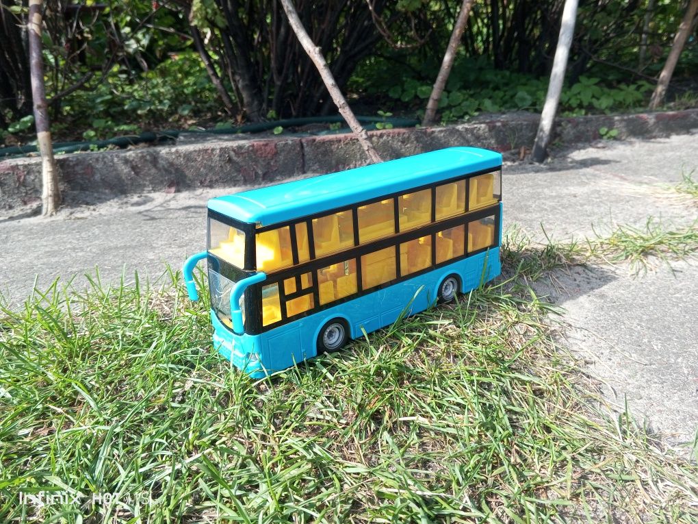 Autobus dwupiętrowy