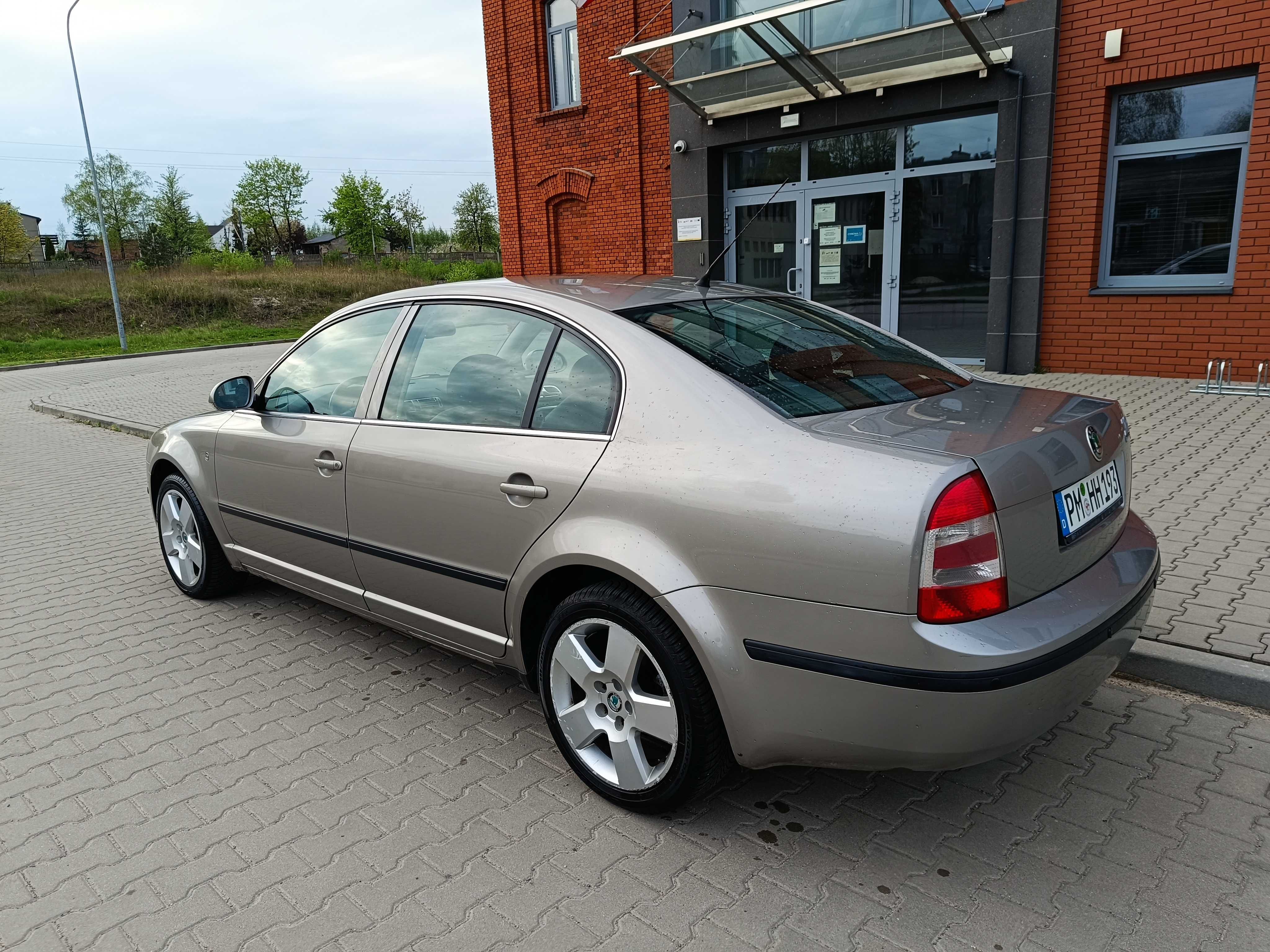 Skoda Superb 2.0TDI 2006 Orginalny potwierdzony przebieg 158 tys km