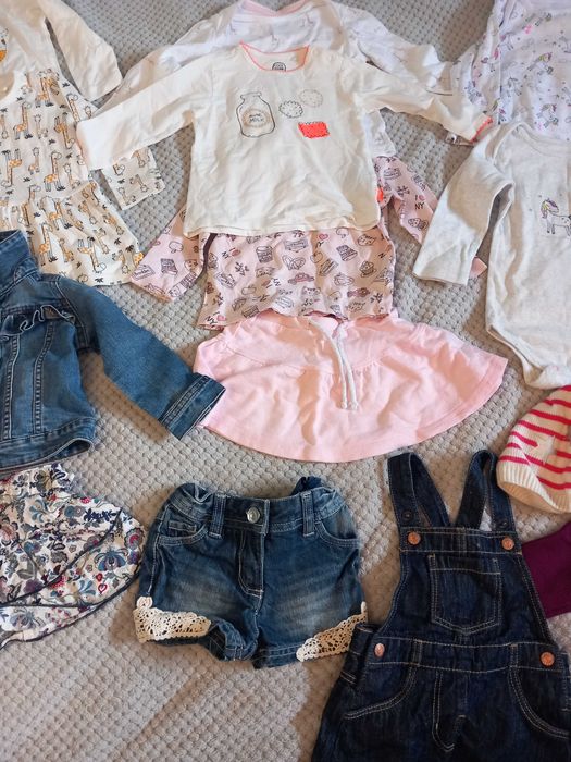Zestaw ubranek dla dziewczynki 74-80 cm
