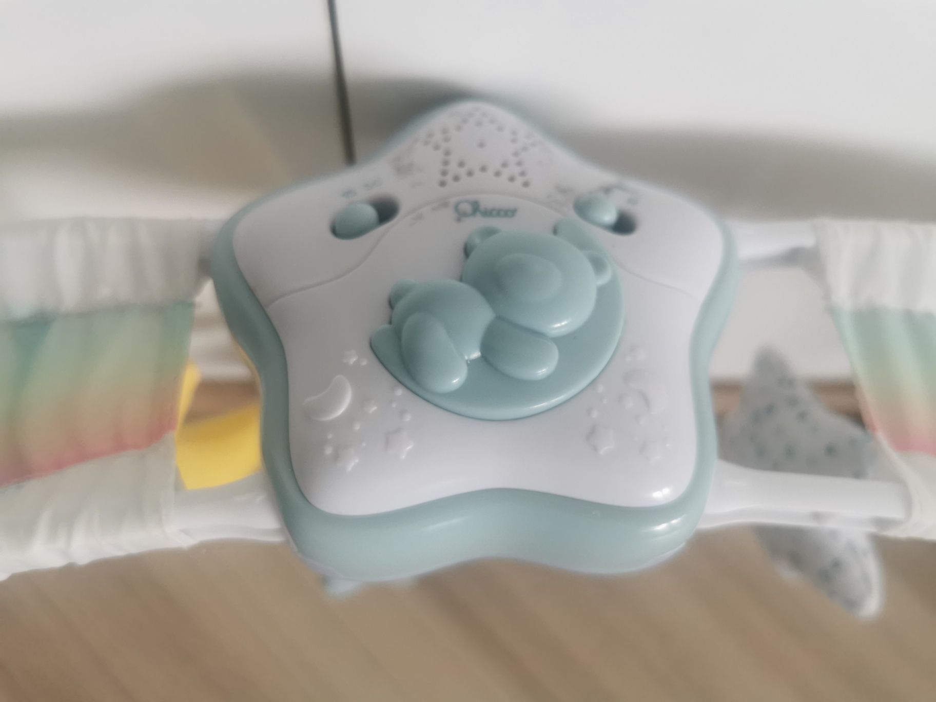 Chicco First Dreams Panel na łóżeczko Rainbow Sky Niebieski