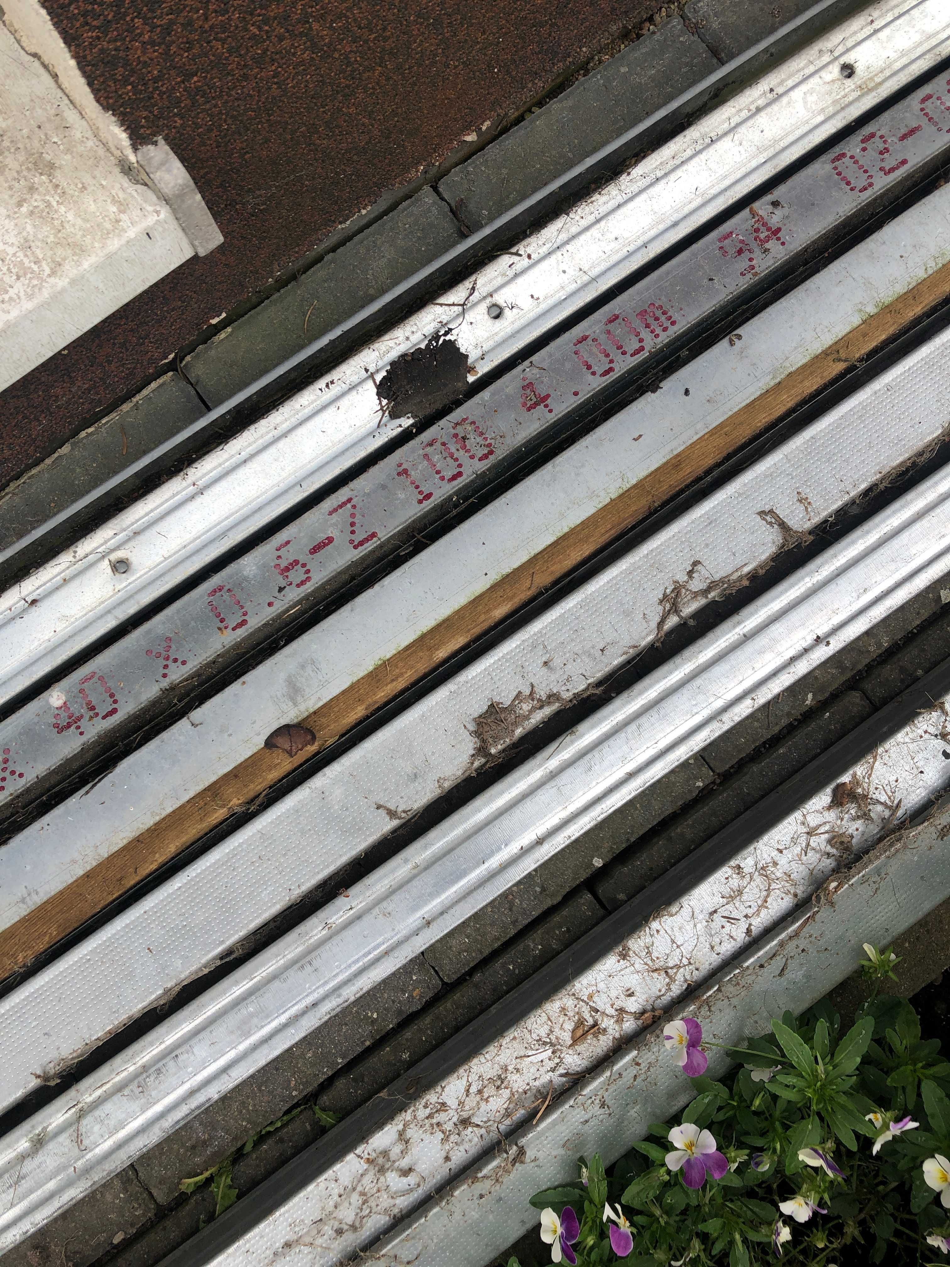 Profile aluminiowe Knauf UW 50x40 4 metry - 9 sztuk