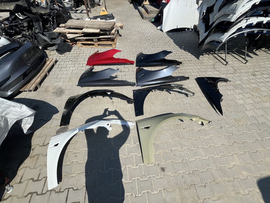 Продам крила Tesla Model 3