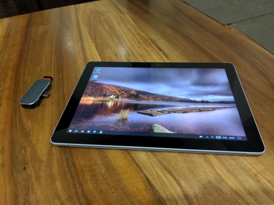 Планшет-ноутбук Microsoft Surface Go 8gb/128gb