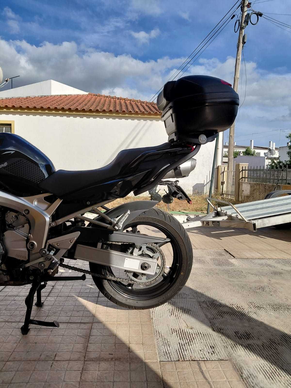 Yamaha FZ6 S. 2006