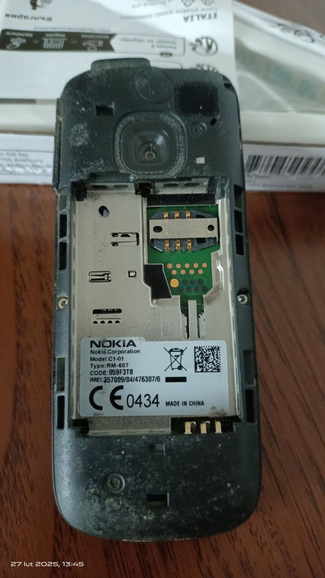 Telefon komórkowy