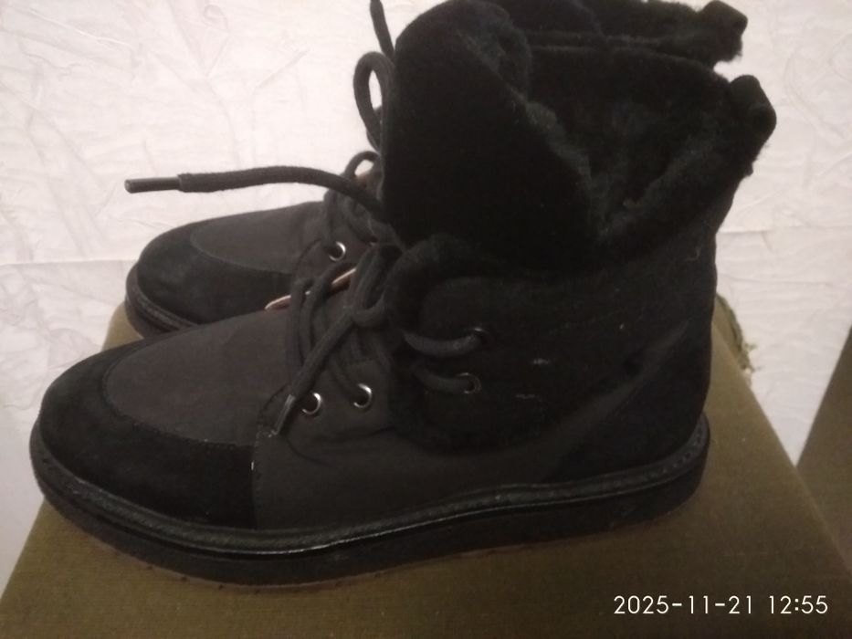 Ботинки на цигейке