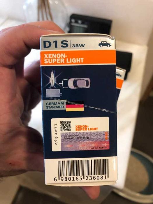 D1S Xenon 6000kL âmpadas 2x D1S.
6000k. Novas em Caixa