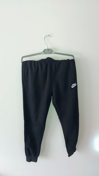 Calças Nike M treino pretas com bolsos – Desconto só hoje