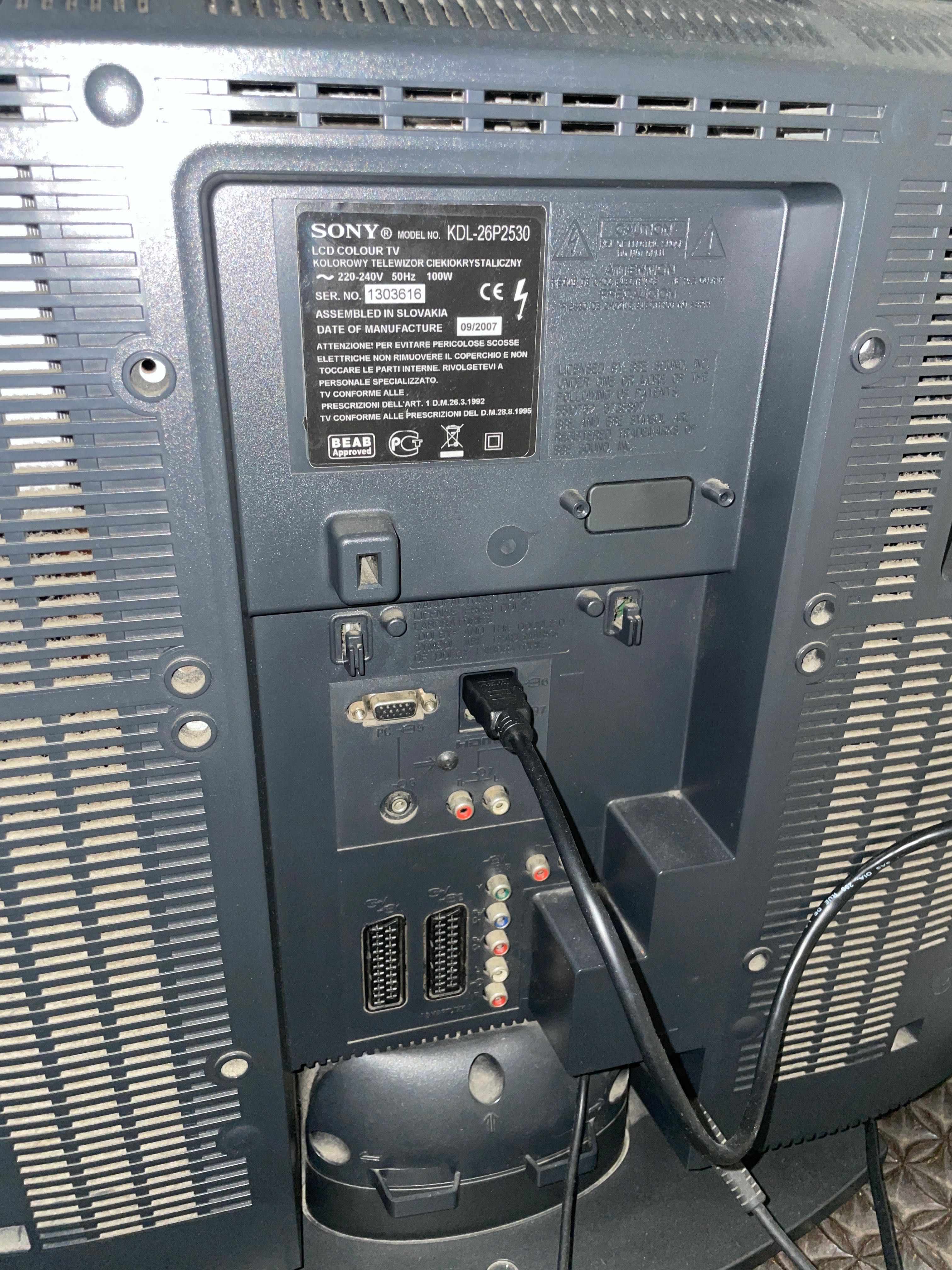 TV Sony Bravia em bom estado