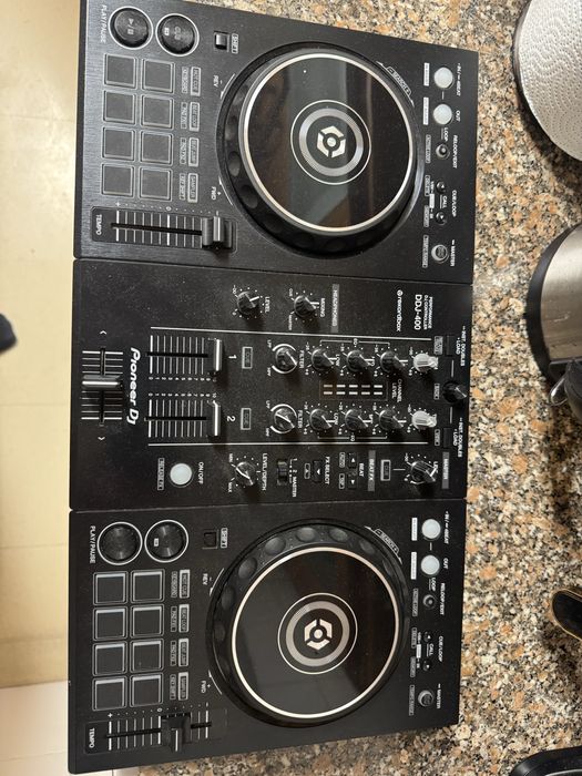 Misturadora pioneer dj 400