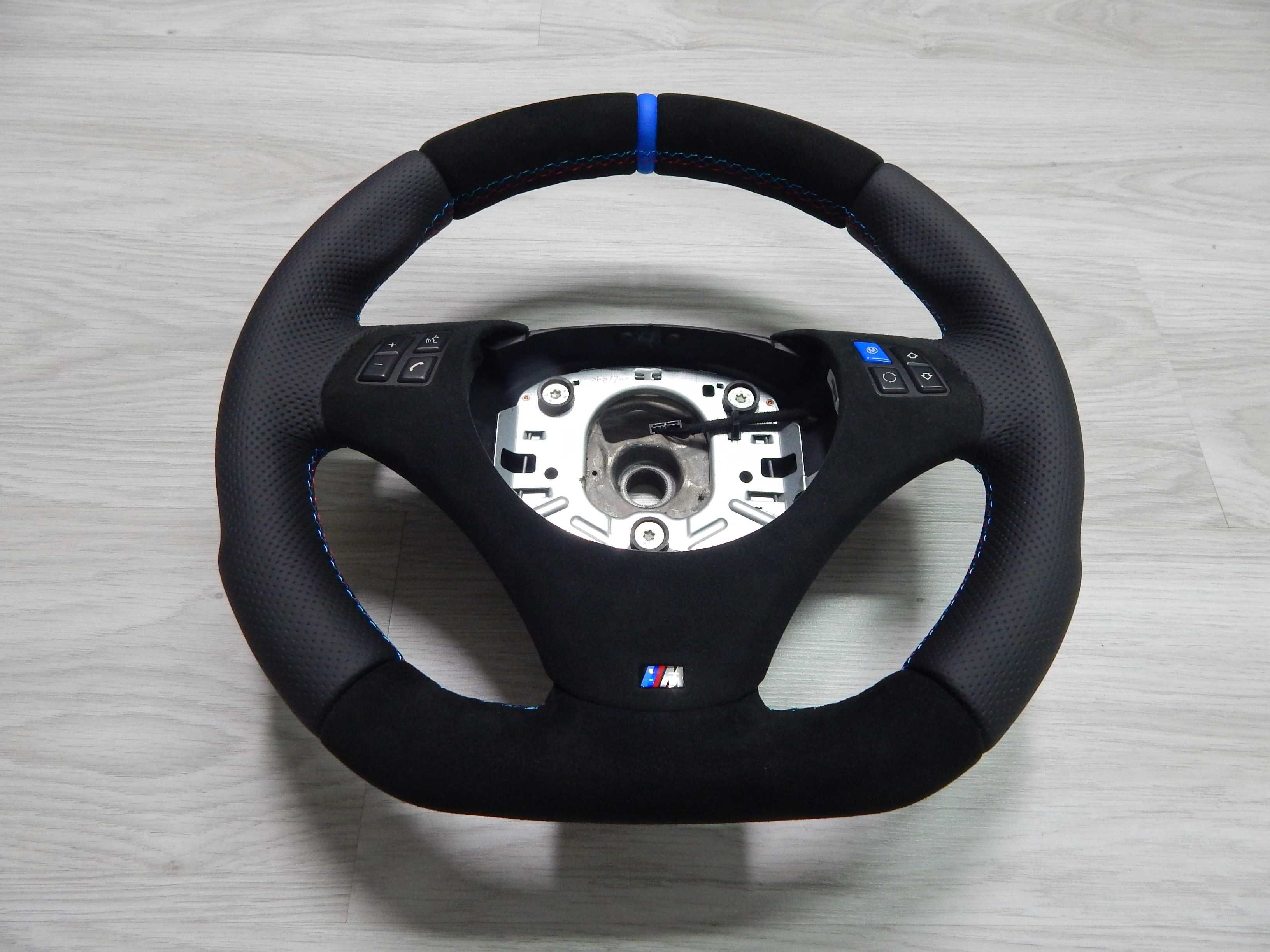 Kierownica BMW E81 E82 E84 E87 E88 E90 E91 E92 sport alcantara