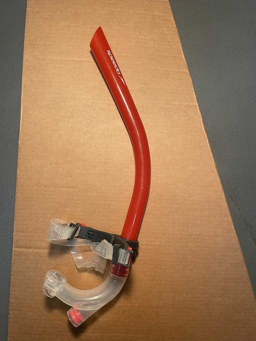 snorkel marca Speedo