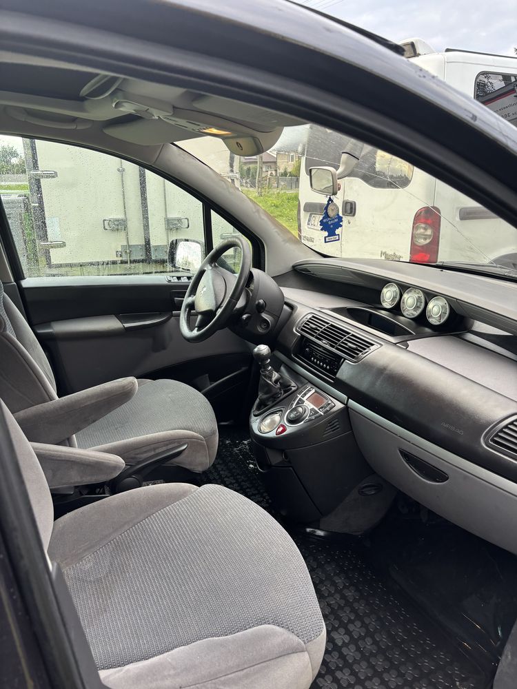 Peugeot 807 7 osobowy
