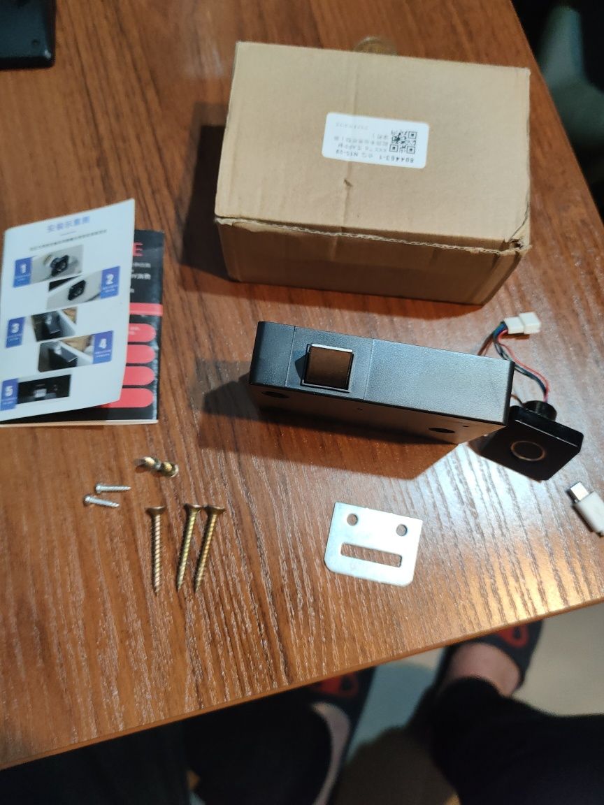 Inteligentny zamek elektryczny do szafki szuflady mebli na dotyk linie