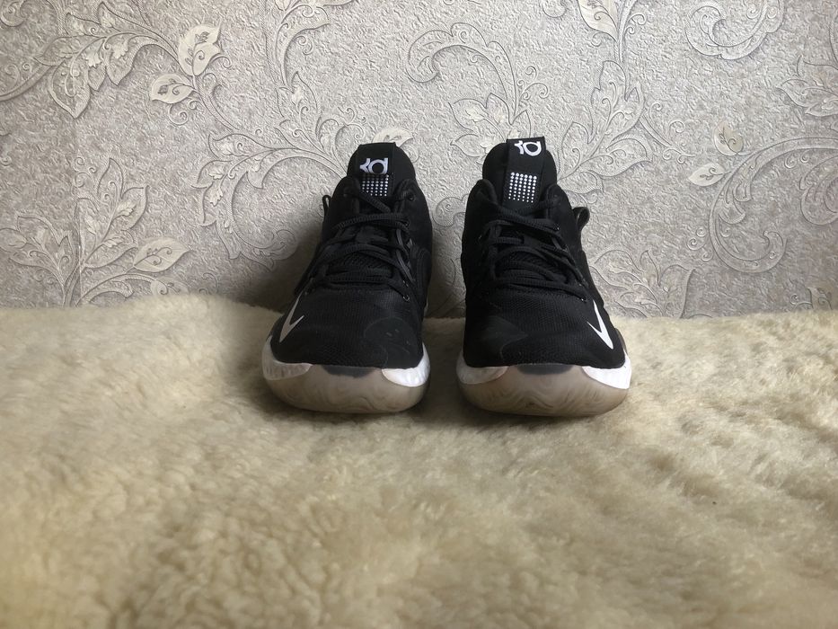 Оригінальні кросівки Nike KD 5 баскетбол волейбол 44 43,5 43 28 27,5