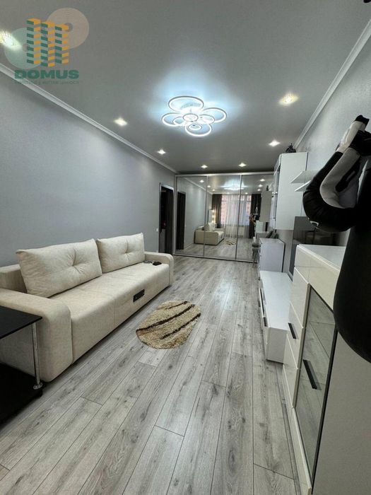 Продам 2-х комн ЖК 56 Жемчужина, Таирова! С ремонтом!