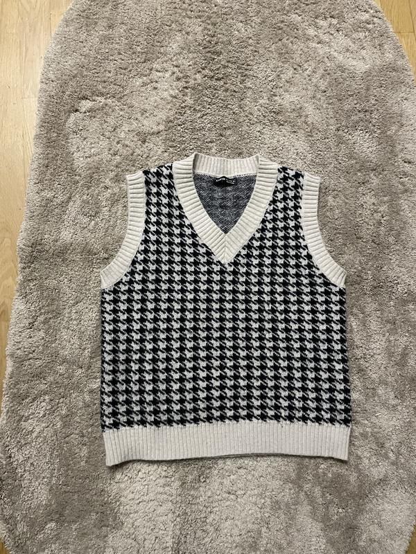 Теплий жилет Shein