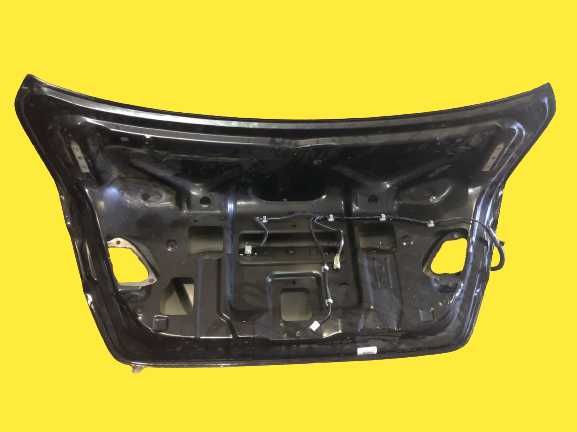 Крышка багажника Nissan Sentra 2012-2016
