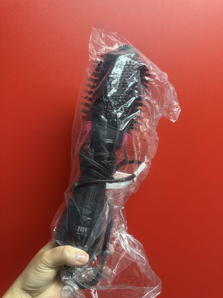Escova secadora e modeladora Revlon
