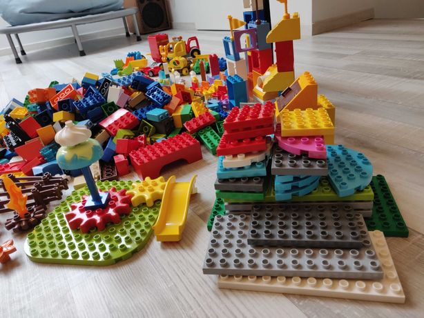 Lego Duplo 9,7kg pociąg parowy i inne