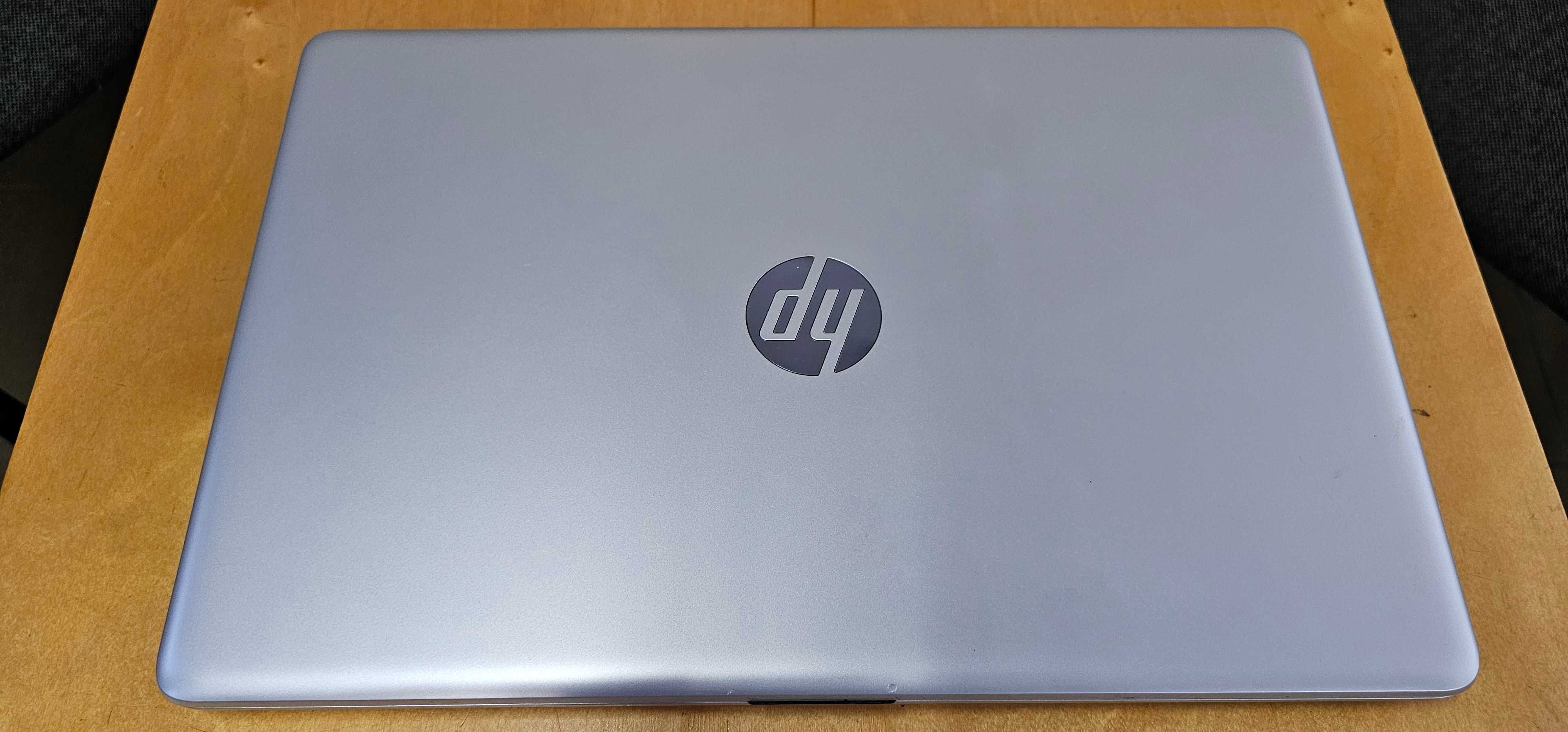 laptop HP 15-db1029nw